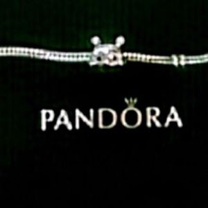 Pandora Jewelry - Pandora Disney Winnie the Pooh Charm (925) Pandora Jewelry - Pandora Disney Winnie the Pooh Charm (925)